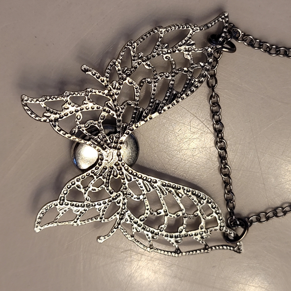 Butterfly Blue Multitonal Blue Center Accent On Silver-tone Butterfly Necklace - Picture 7 of 12